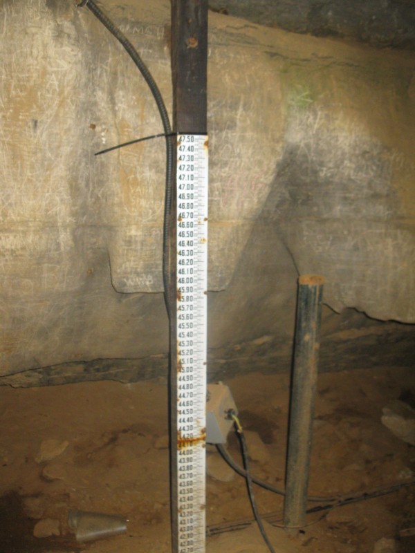 Stage gage in River Hall, Mammoth Cave, Kentucky (photo by A. Jefferson, March 2011)